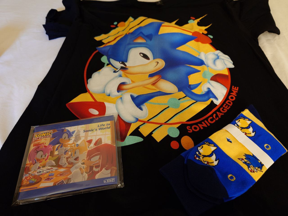 Merch 1 - Shirt, socks, CD